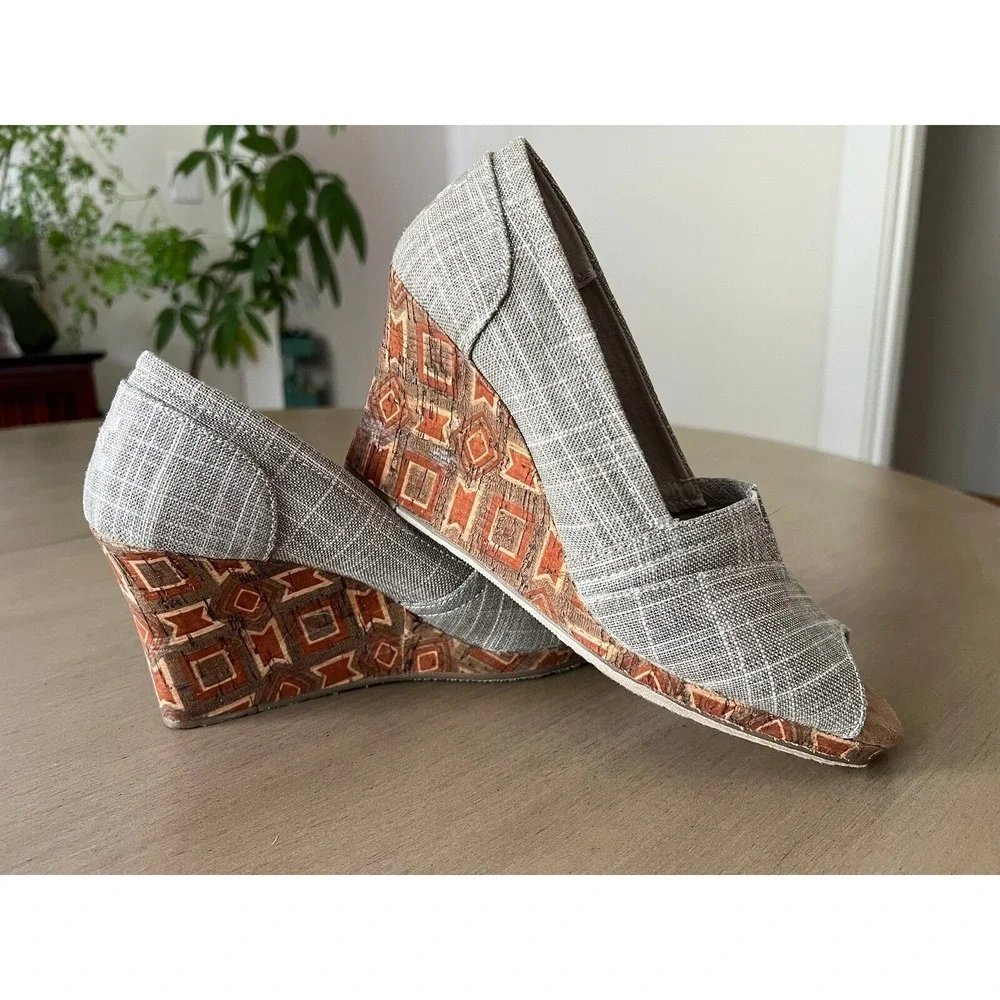 TOMS Southwestern Grey Wedge Peep Toe Women's 8 Casual Comfort Cork Heel‎ Shoes